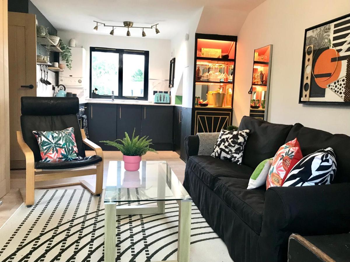 The Morningside Apartment Charming Stylish Apartment In The Centre Of 이너리슨 외부 사진